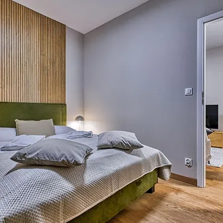 Sun & Snow, Mariental Residence *